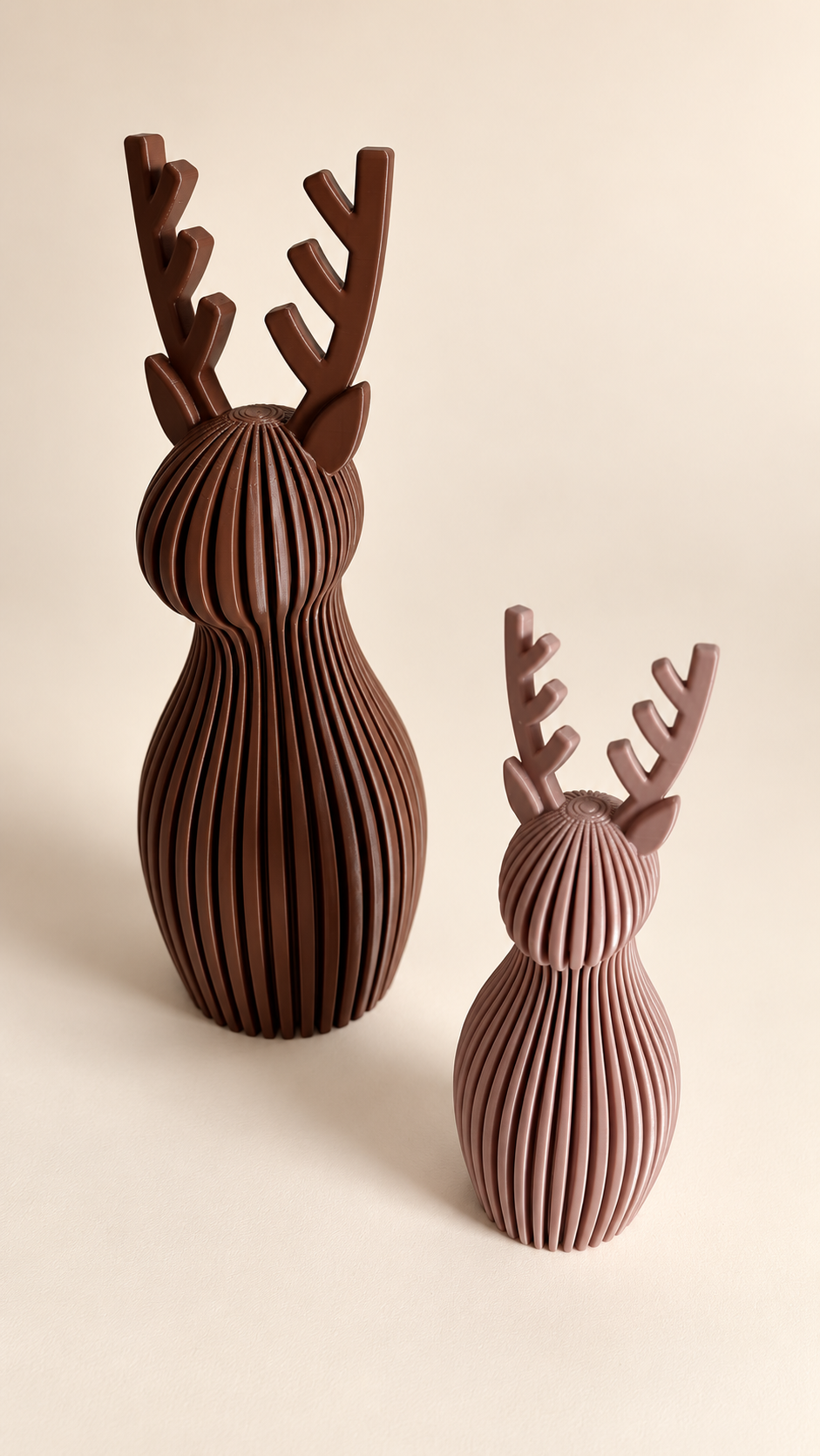 Dos renitos decorativos impresos en 3D por Sticko